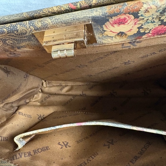 Silver Rose brand Italian top handle floral handbag. - Picture 3 of 4